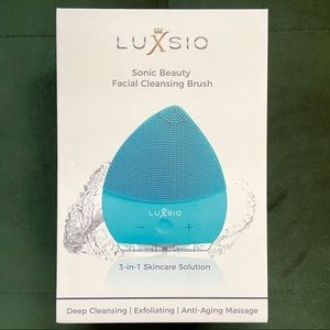 💫MOVING SALE💫 Sonic Facial Cleansing Brush